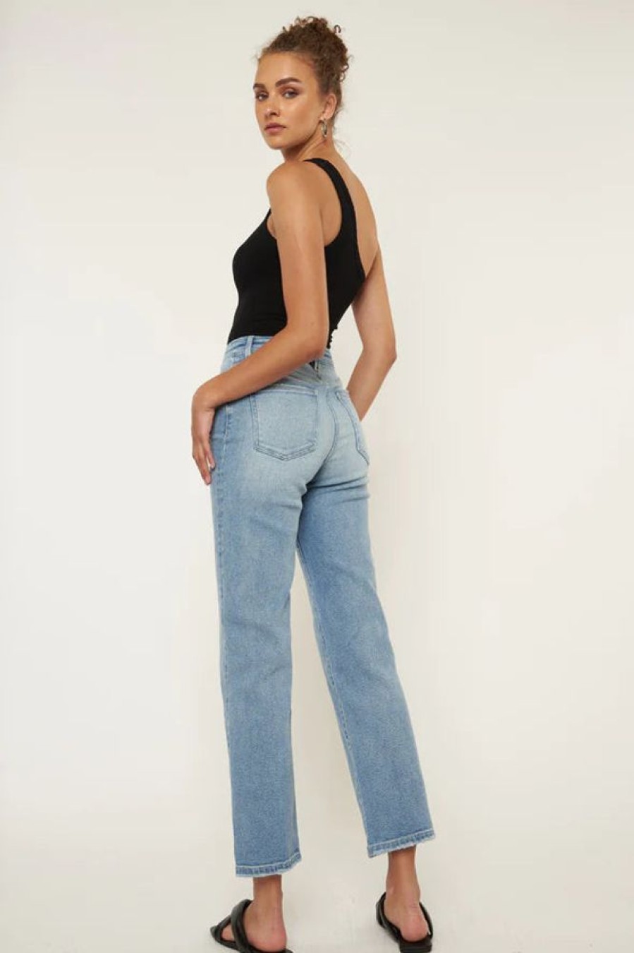 KanCan Bethany High Rise 90'S Style Jeans