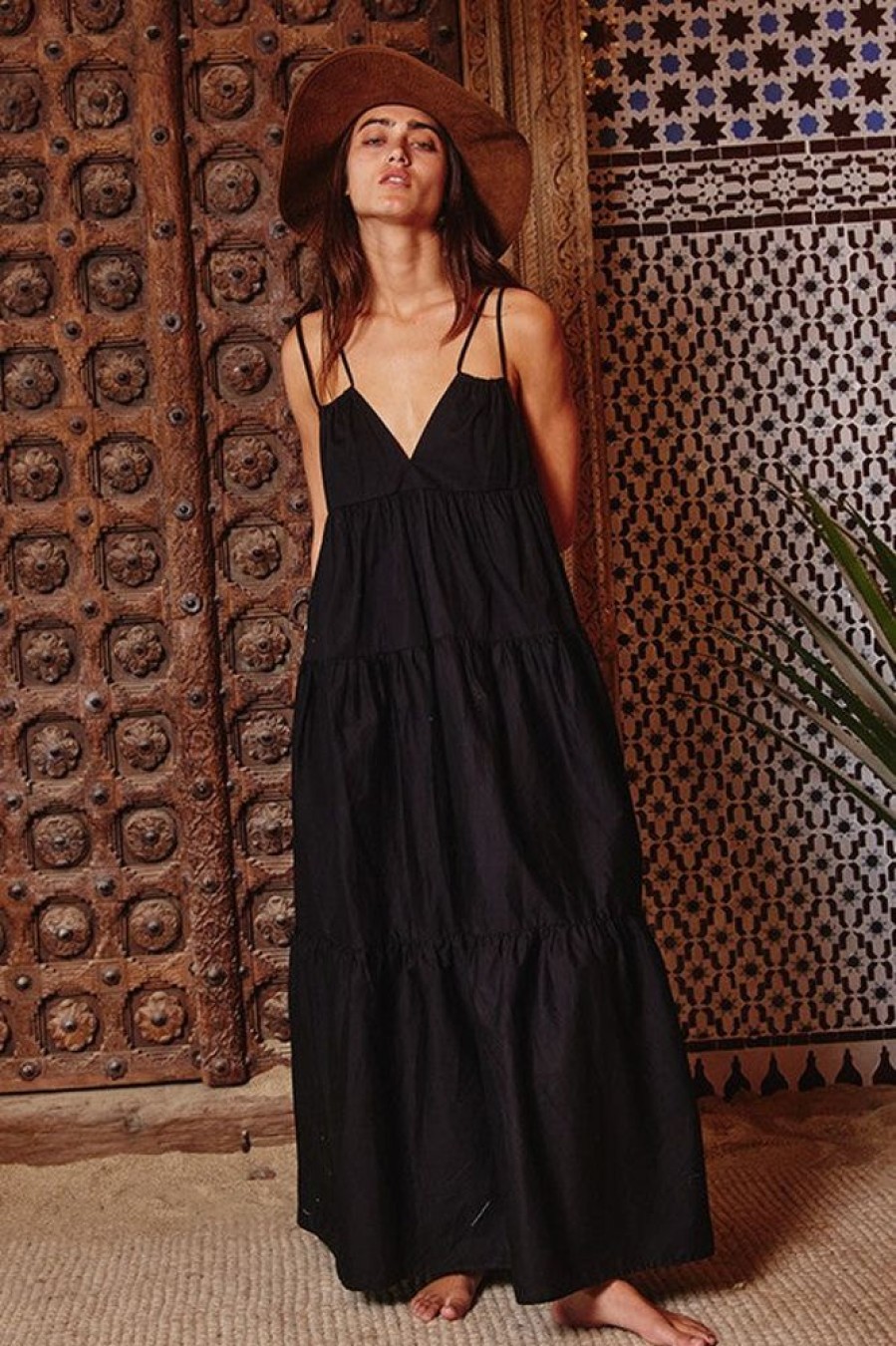 BucketList Nelly Maxi Dress